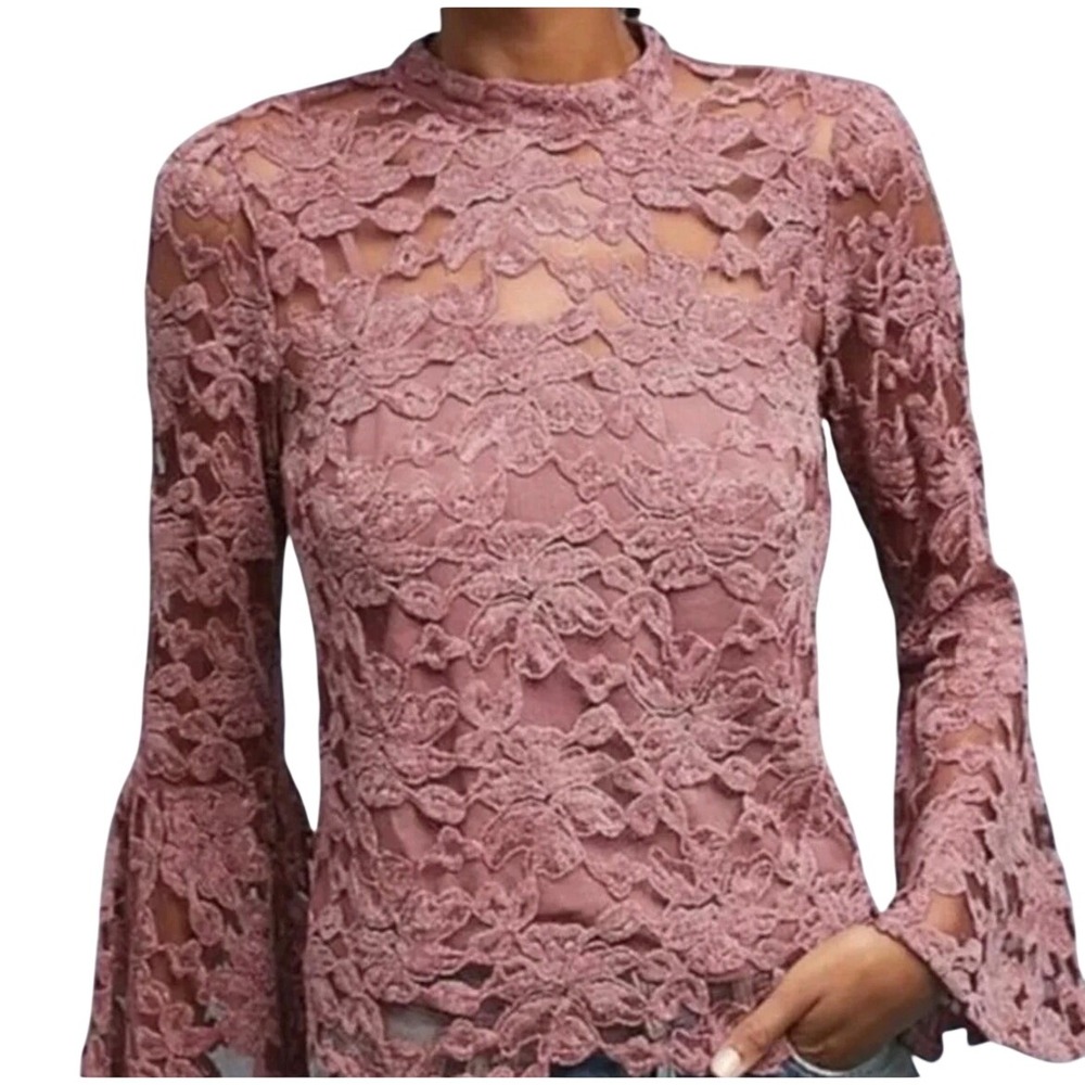 Akemi + Kin Anthropologie 2 Piece Dusty Sheer Lace Bell Sleeve Top Blouse Size 4